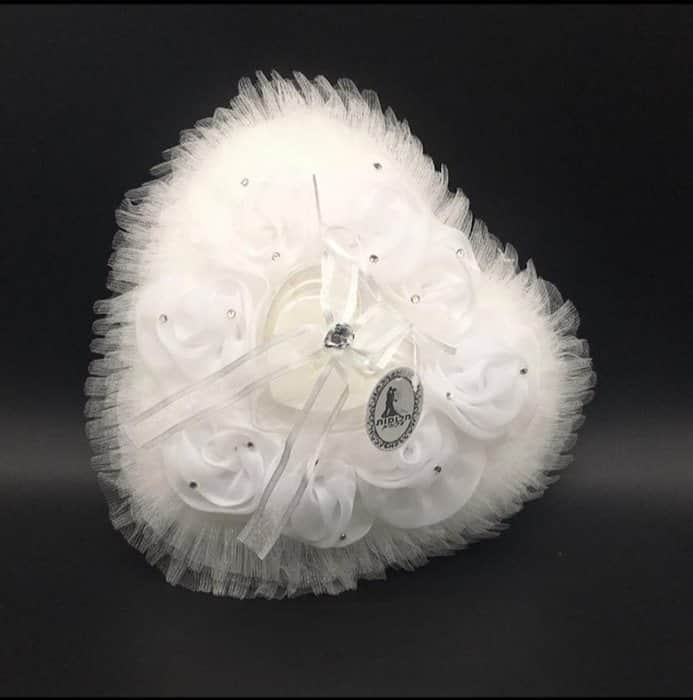 כרית לטבעות מפוארת