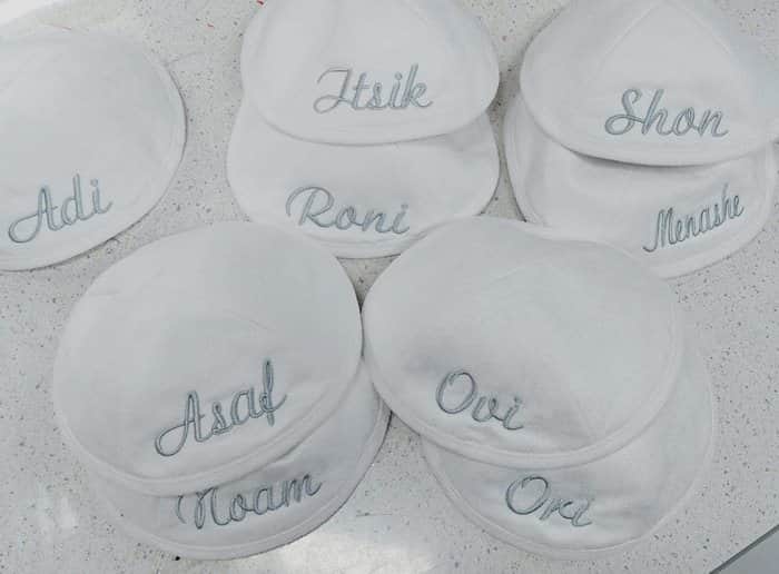 כיפה ממותגת