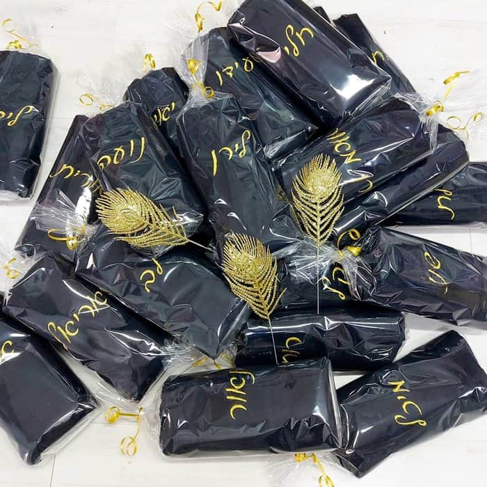 מגבת גוף ממותגת