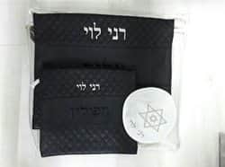 רקמת השם על סט טלית ותפילין