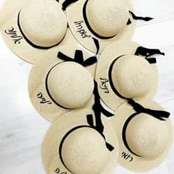 כובע קש ממותג לקיץ