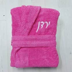 חלוק מגבת למבוגרים - רקמת השם בחזית