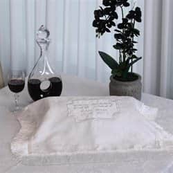 כסוי-שבת-שלום-הודיה-לבן