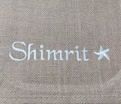 תיק קש ממותג