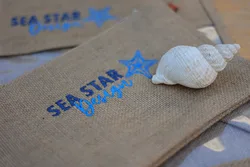 תיק איפור ממותג