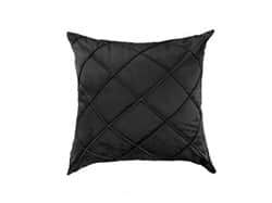 כרית נוי קטיפה מעויינים צבע שחור